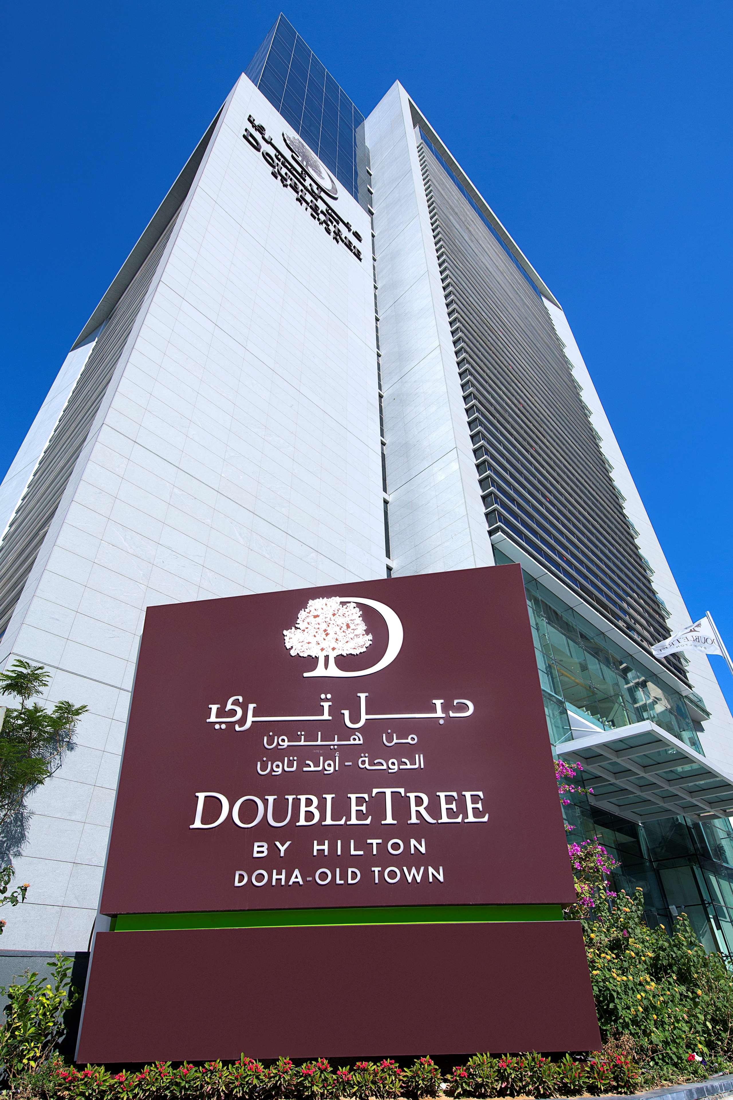 Doubletree By Hilton Doha Old Town Hotel Exterior foto